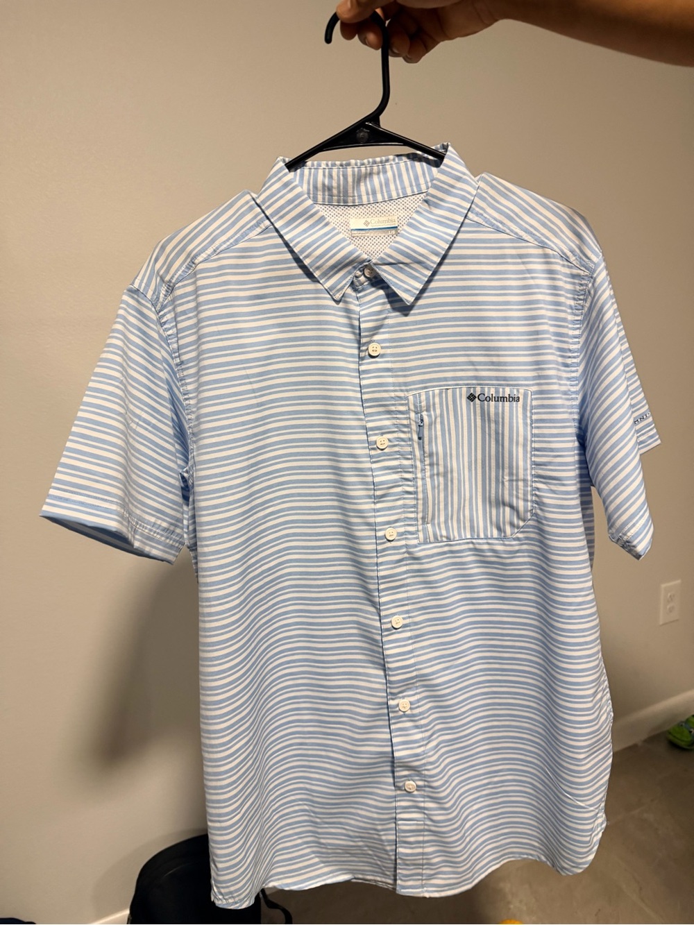 Columbia Men’s Light Blue and White Striped Short-Sleeve Button-Down Shirt